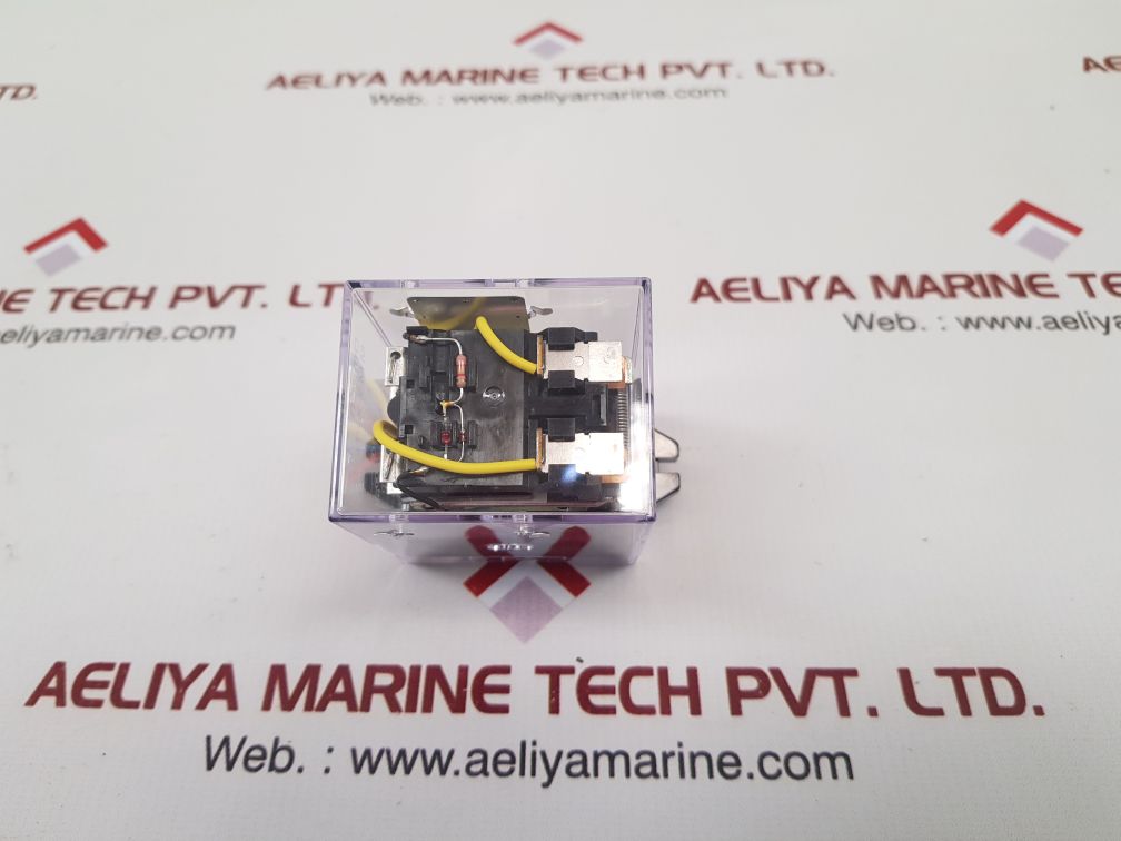 Omron mm2xpn-d power relay New
