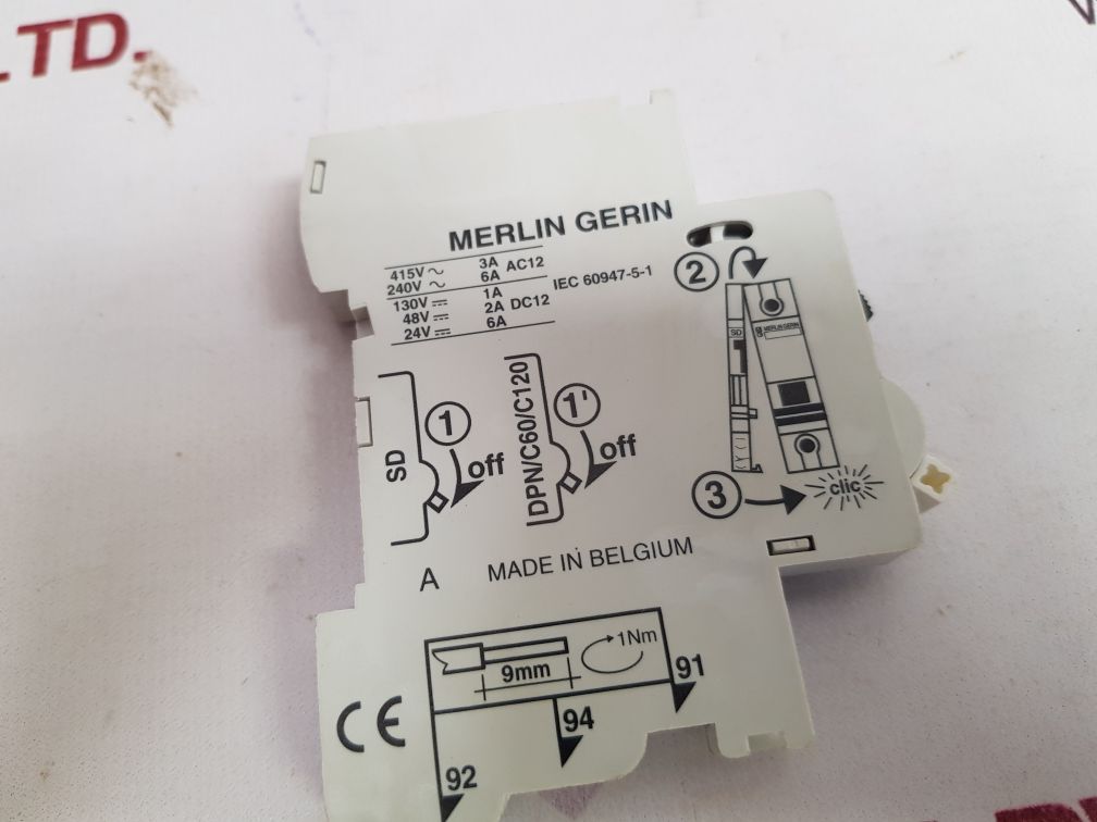 Merlin gerin sd 26927 multi9 alarm switch
