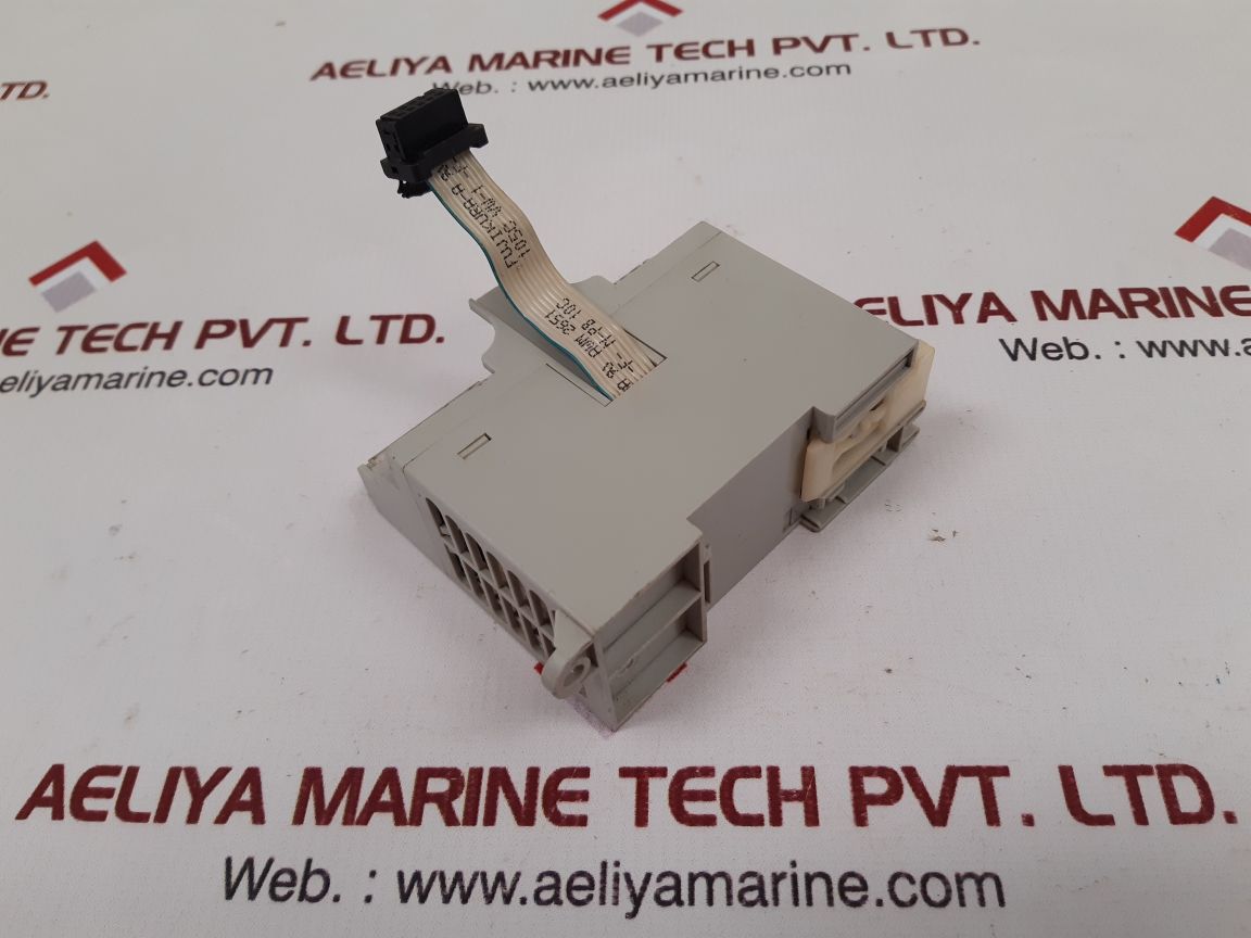 Allen-bradley 1762-ow16 micro logix 16 pt. vac/vdc relay output ser.b rev.a 