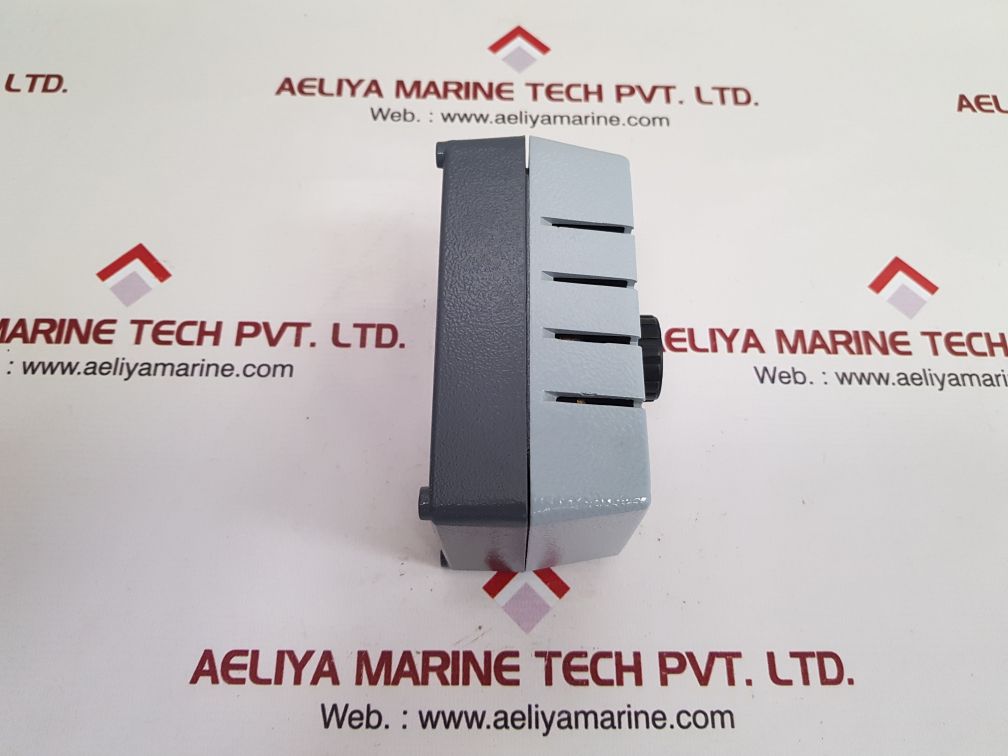 Industrie Technik Dbmt-211R Room Multi-stage Thermostat