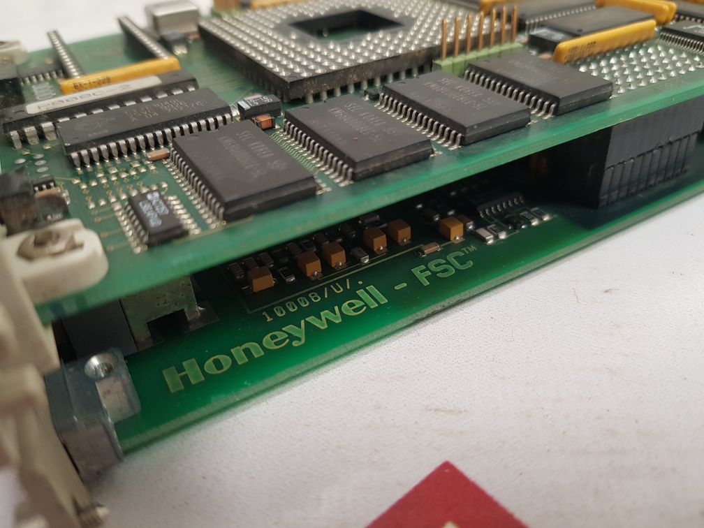 Honeywell 10008/2/U Communication Module