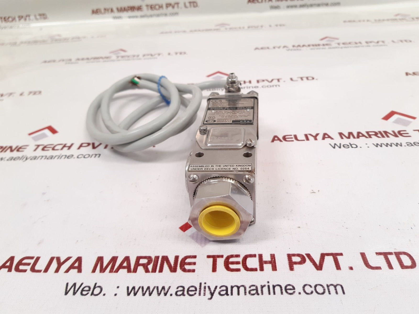 Custom Control Sensors 6905Gze12-7042 Series Pressure Switch New