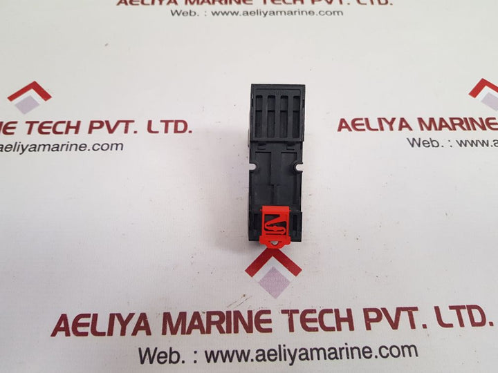 Set of 10x Telemecanique rxze2s114m relay socket base 