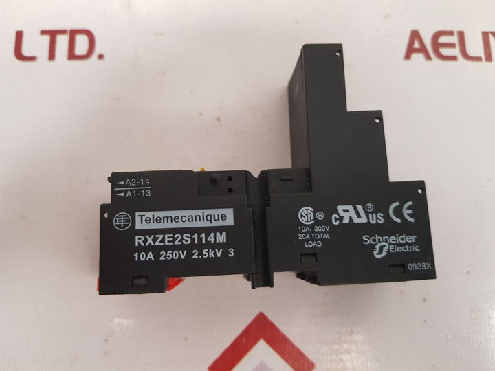 Set of 10x Telemecanique rxze2s114m relay socket base 