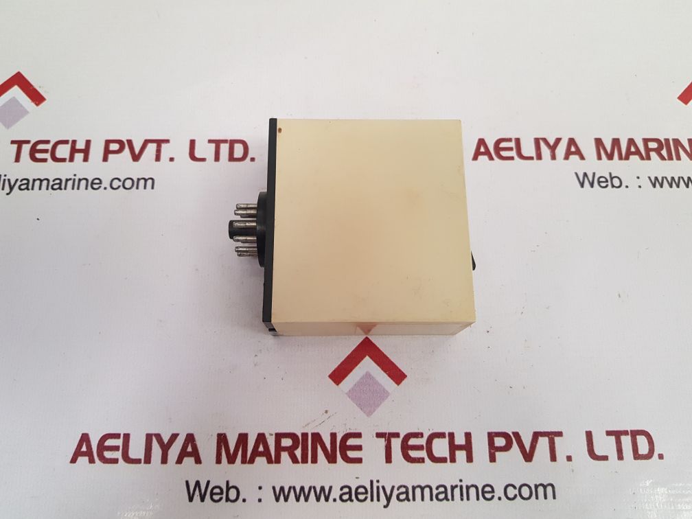 Electromatic sam205 220 timer relay 3-60 sec.