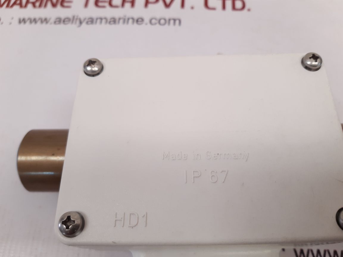 8100470100 insert for cable screw