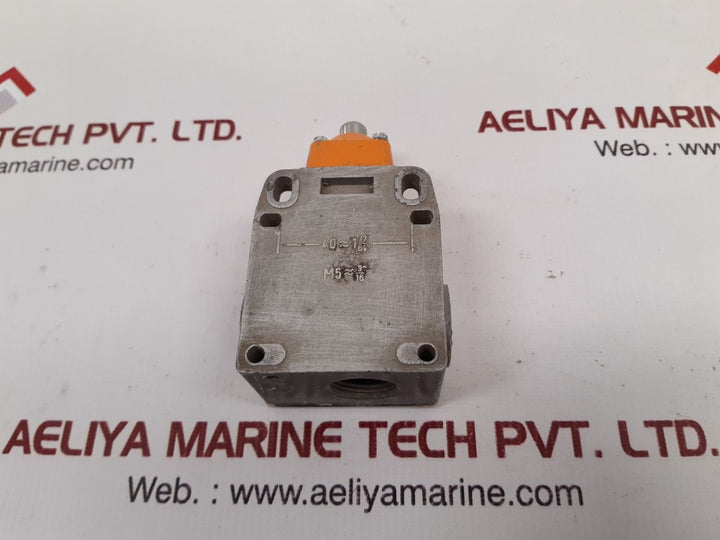 Siemens 3se3 100-0d limit switch 