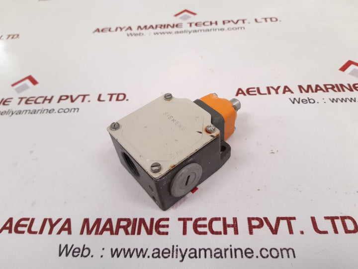 Siemens 3se3 100-0d limit switch 