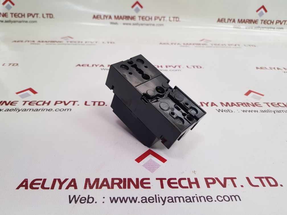 Mitsubishi nf30-cs no-fuse breaker 2 pole 5a