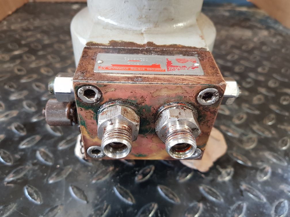 Danfoss brc 012-a1 hydraulic double acting balanced rotary actuator