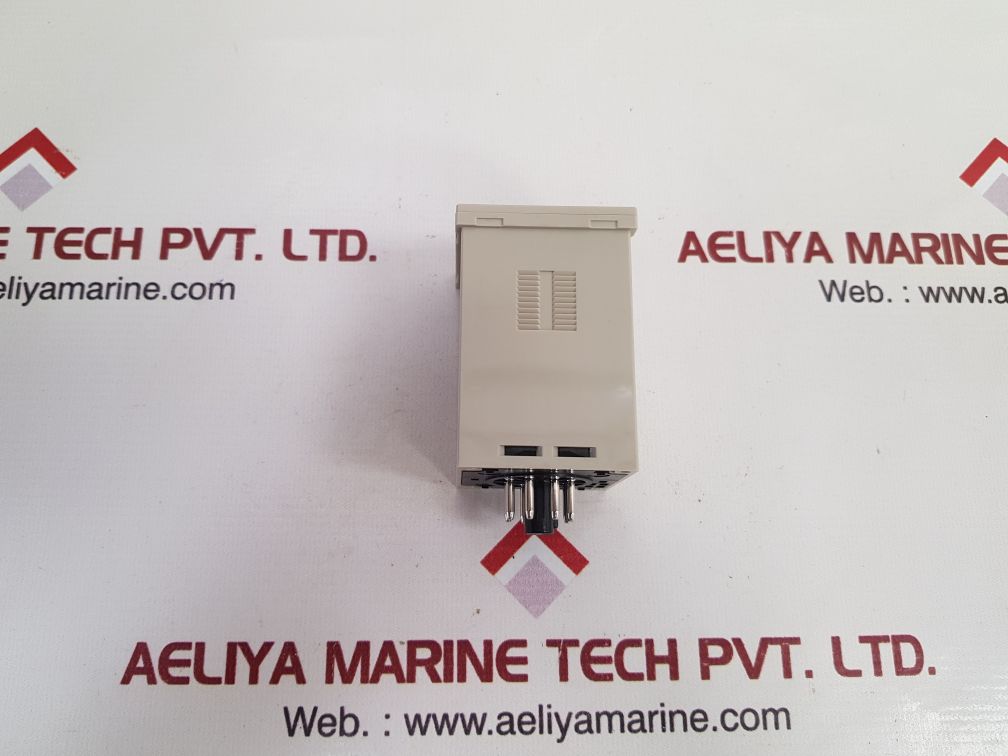 Omron corporation h3ca-8 solid state timer
