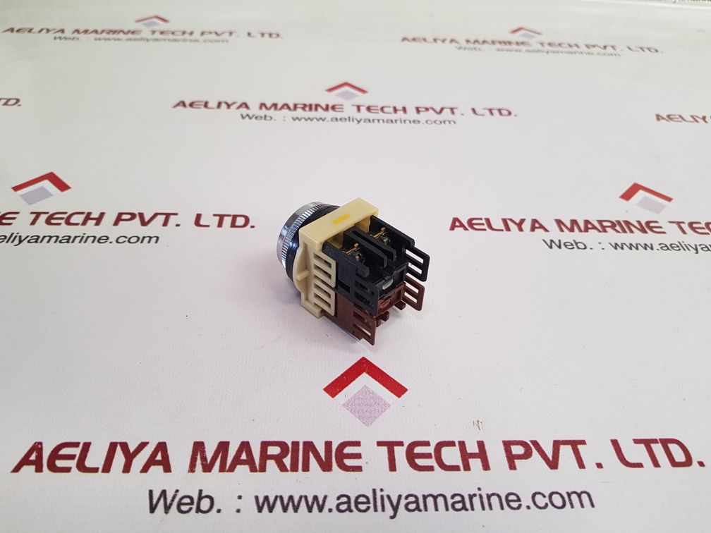 Fuji electric ah30-f command switch New
