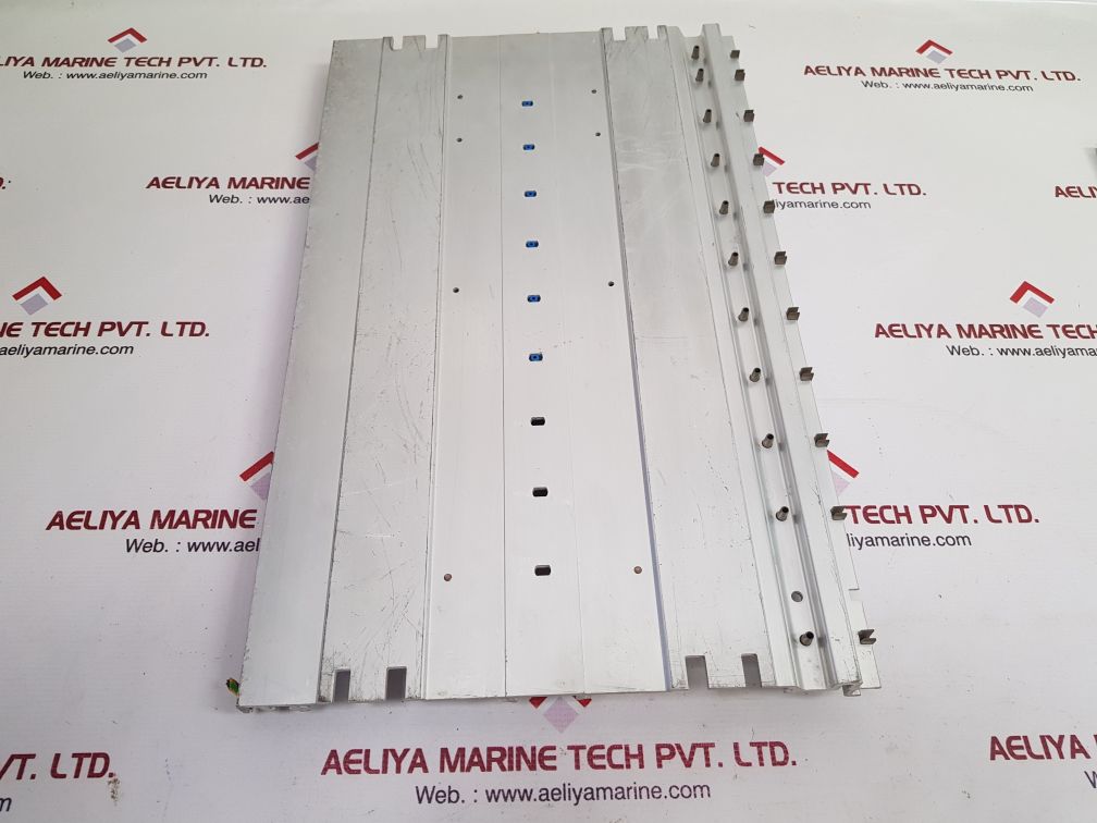 Siemens 6es5 700 2la12 simatic s5  subrack cr2
