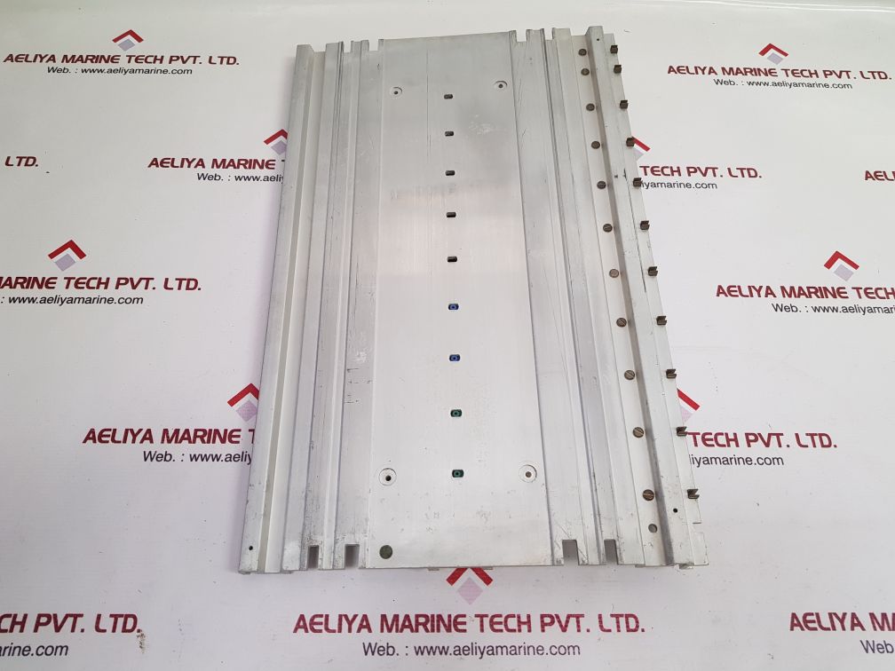 Siemens 6es5 701 1la11 simatic s5 9-slot extension subrack er1
