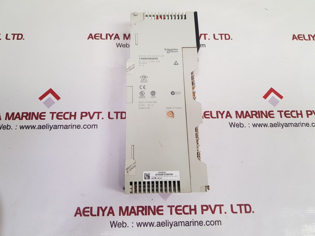 Schneider electric 140ddo84300 input module
