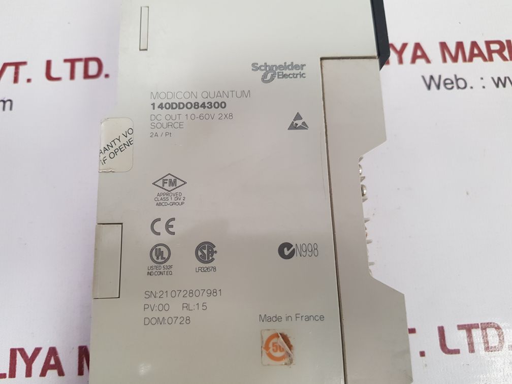 Schneider electric 140ddo84300 input module

