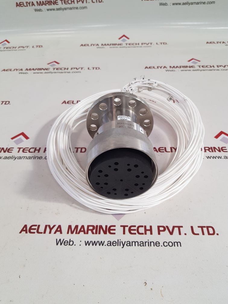 Sm118130 female cable connector
