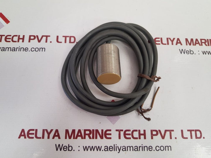 Omron Tl-x10B1-ge Proximity Sensor