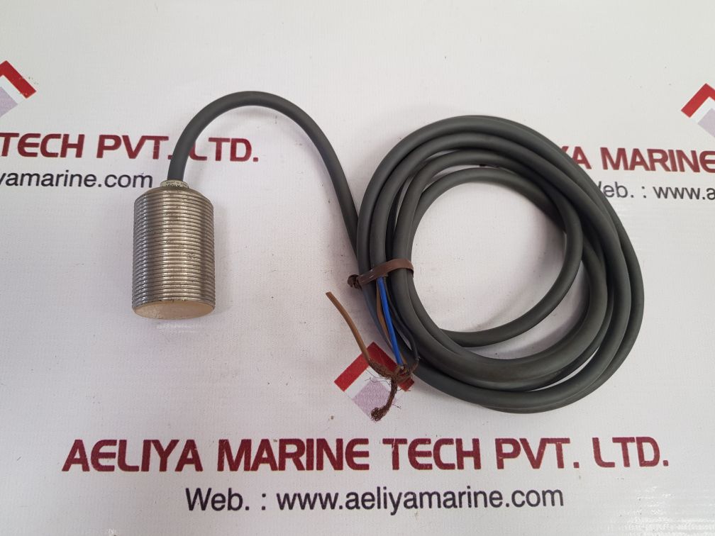 Omron Tl-x10B1-ge Proximity Sensor