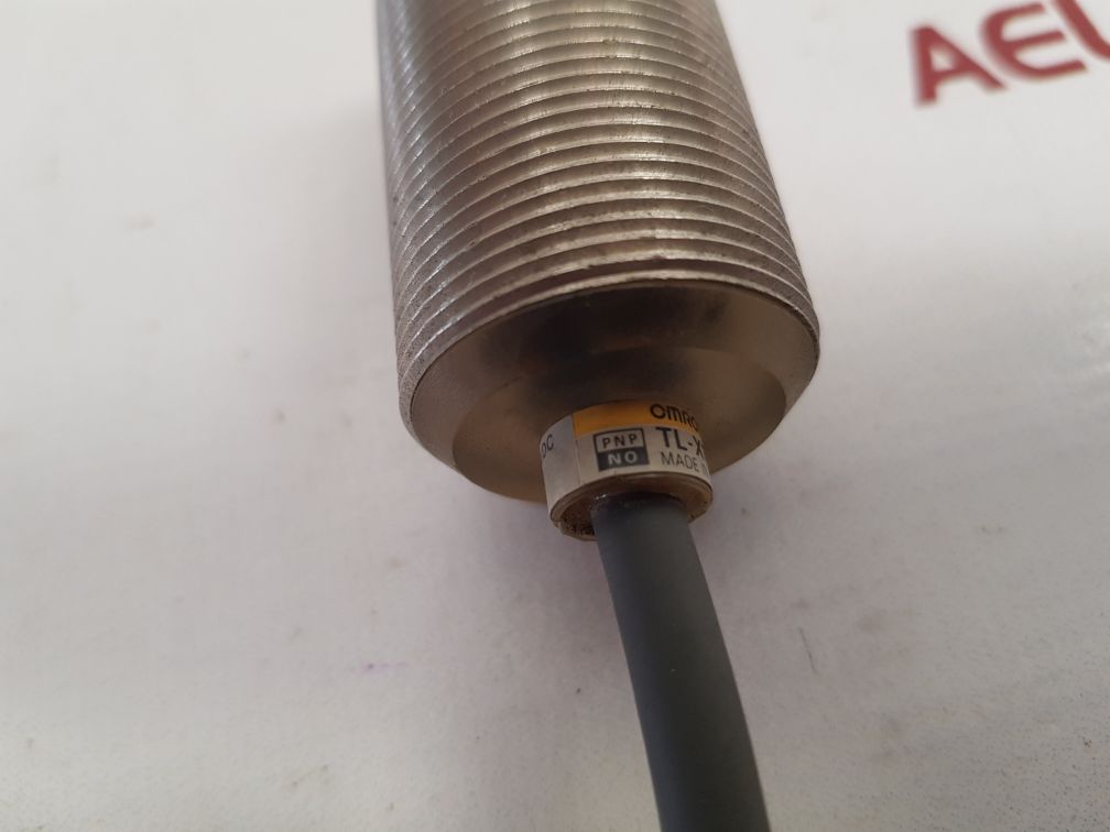 Omron Tl-x10B1-ge Proximity Sensor