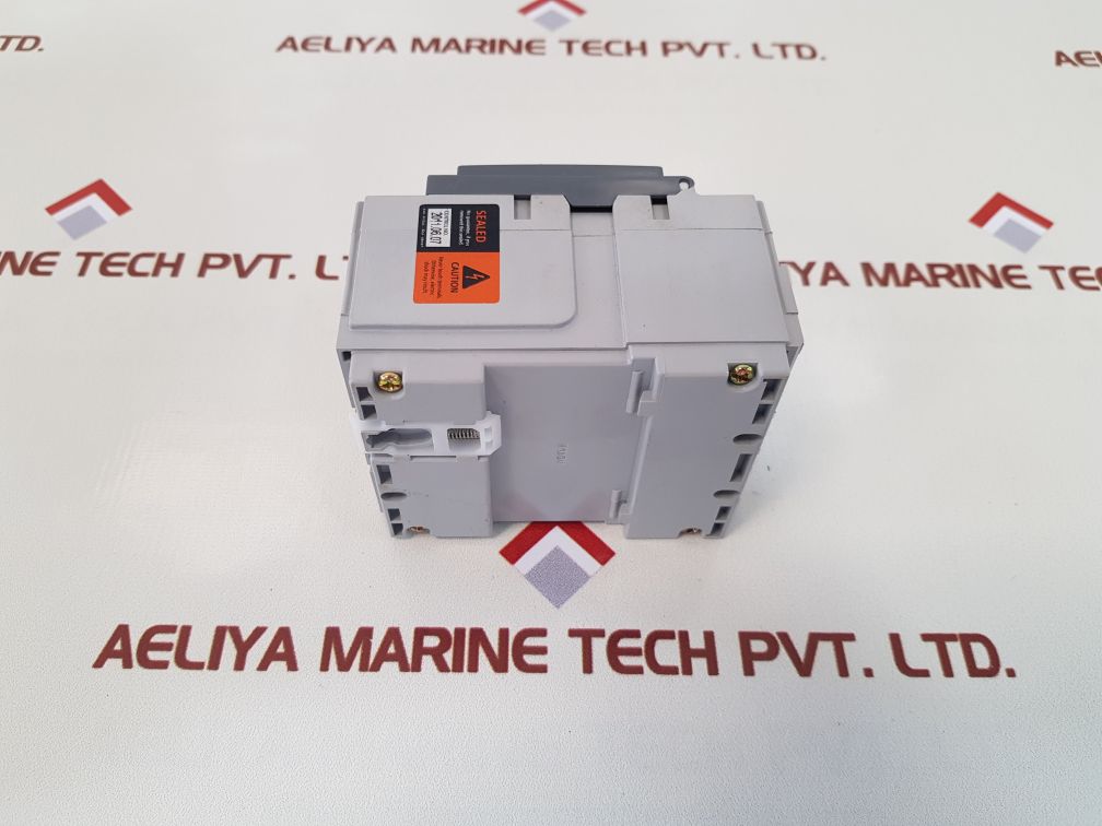 Hyundai udb 30 s molded case circuit breaker 30a
