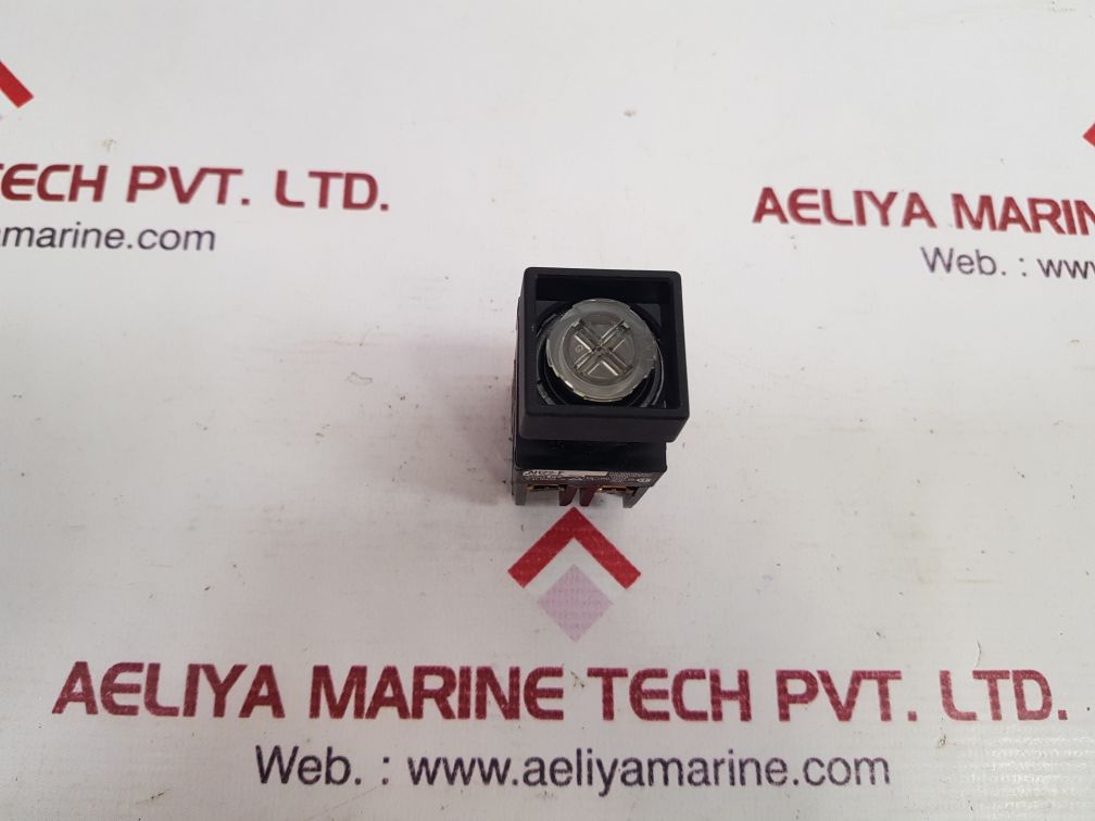Fuji Electric Ah22-f Command Switch Push Button