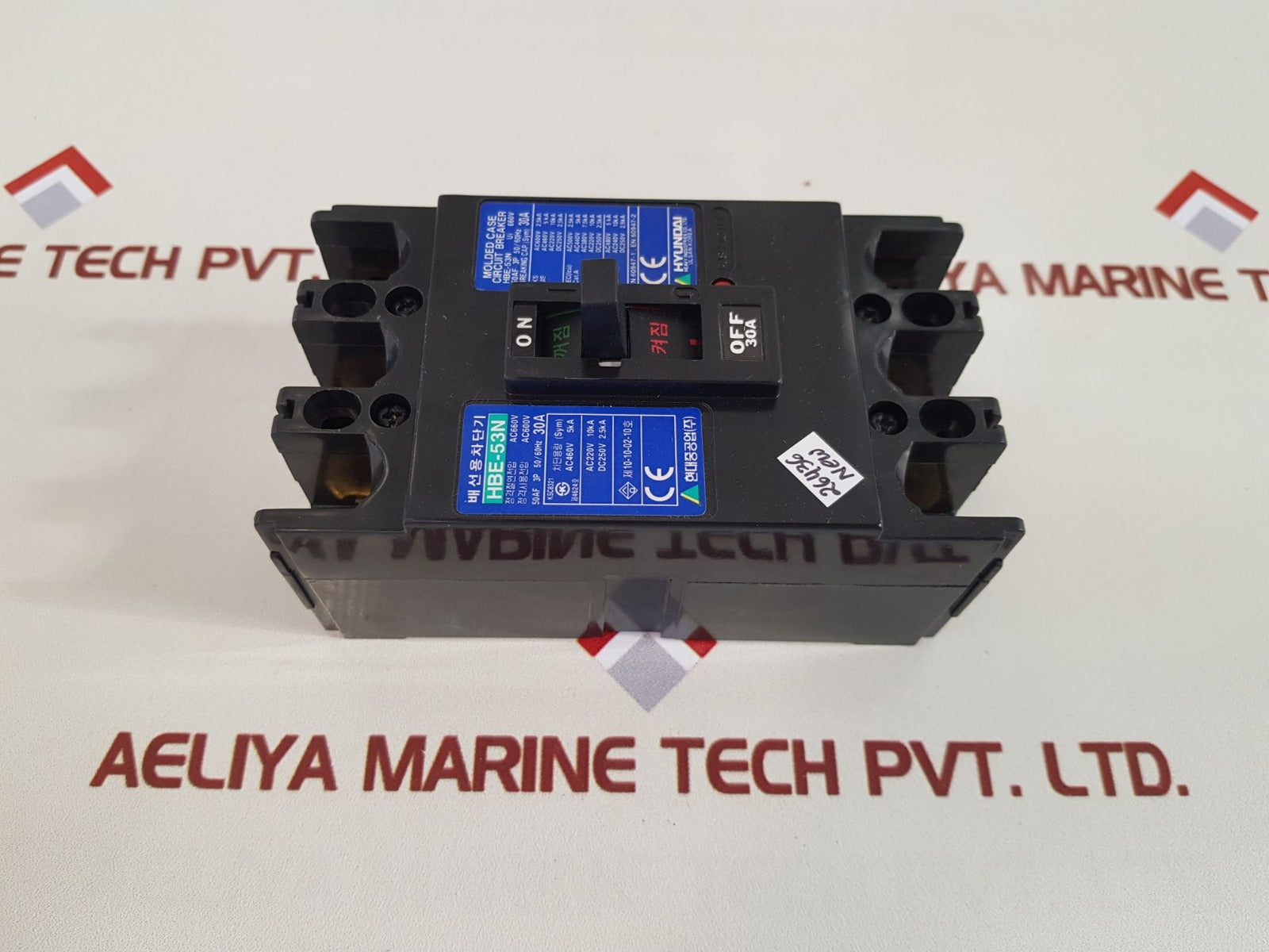 Hyundai hbe-53n molded case circuit breaker 30a