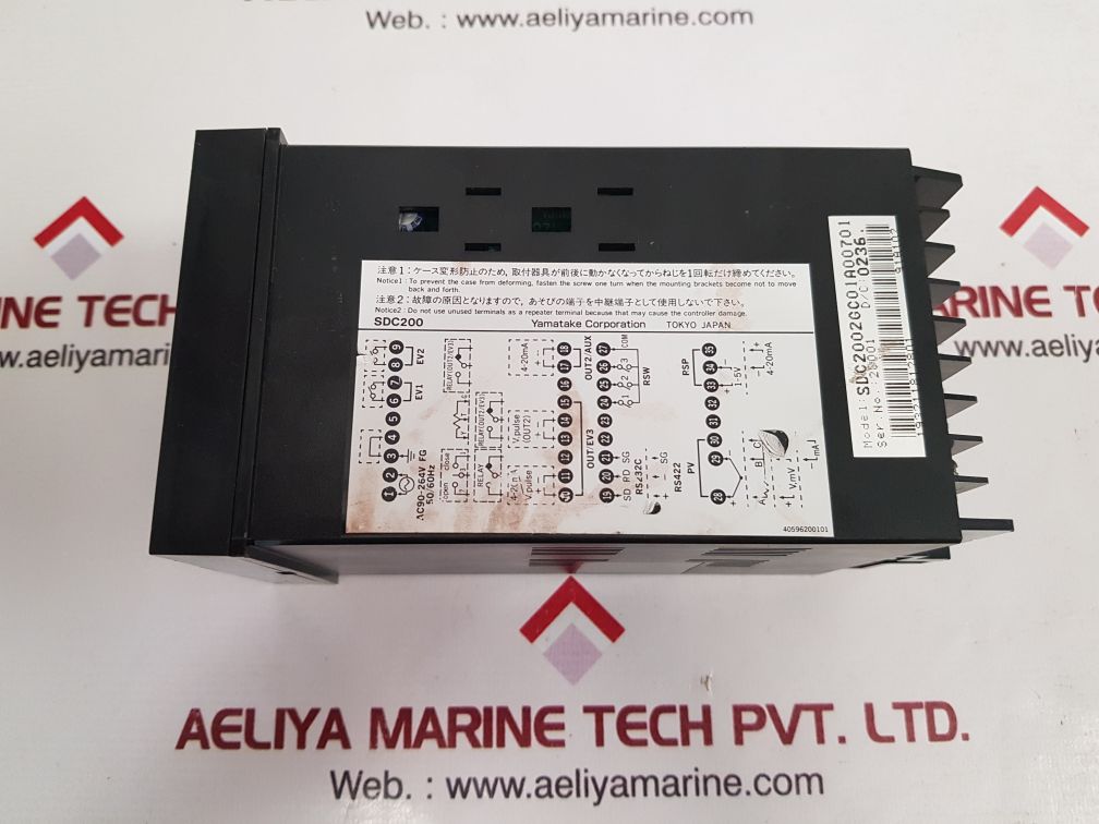 Yamatake Sdc200 Temperature Controller Sdc2002Gc01A00701