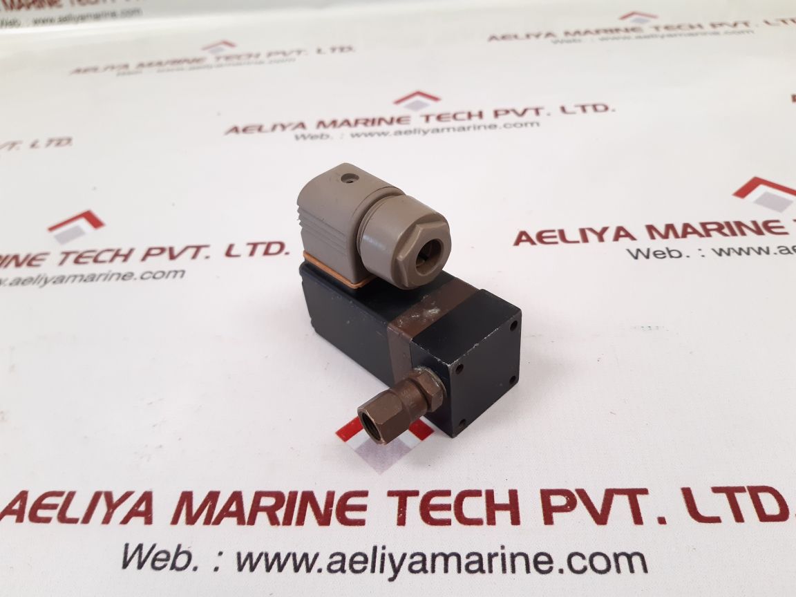 Burkert 312-c-02,0-b-ms solenoid valve Used