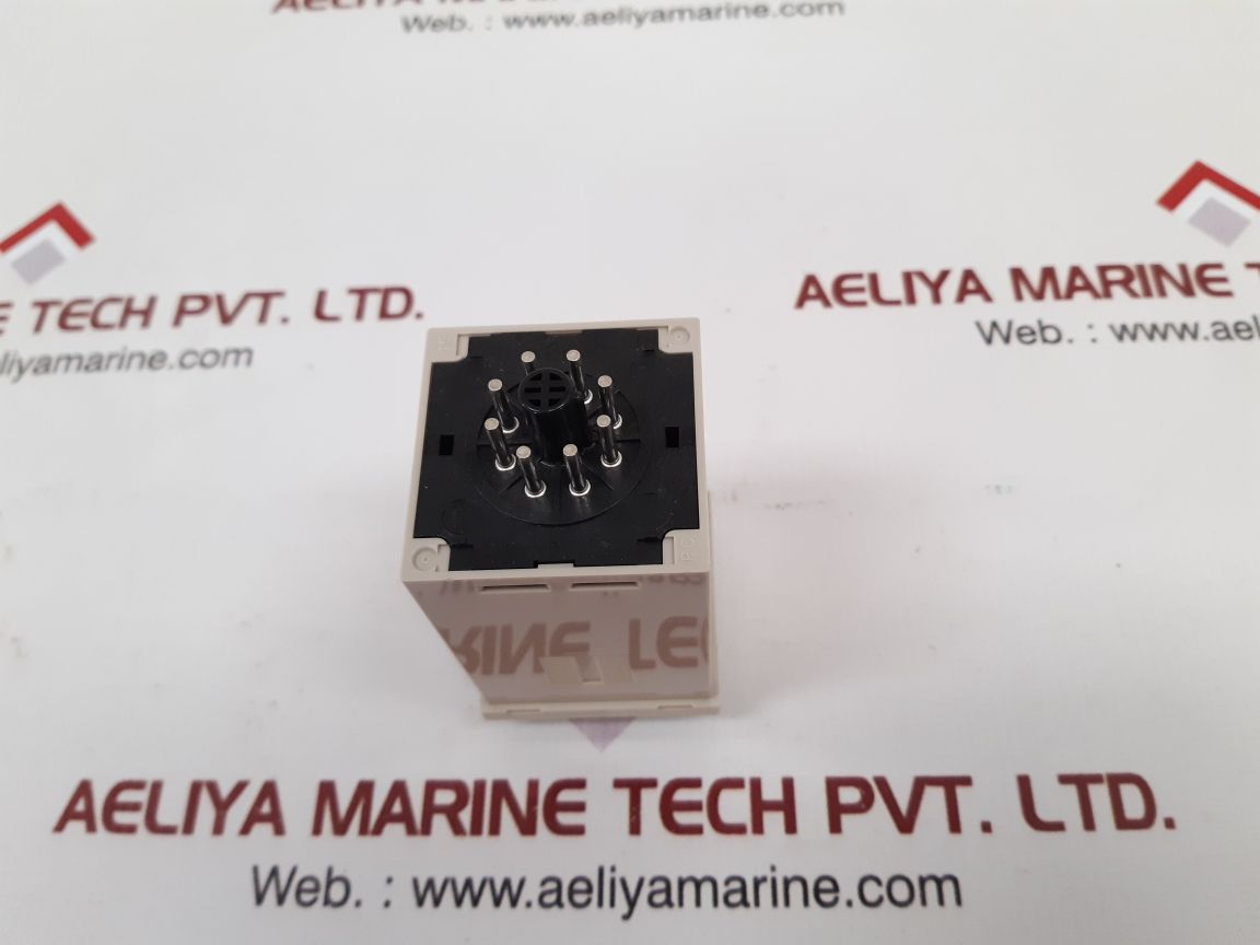 Omron H3Bh-8 Timer Relay New