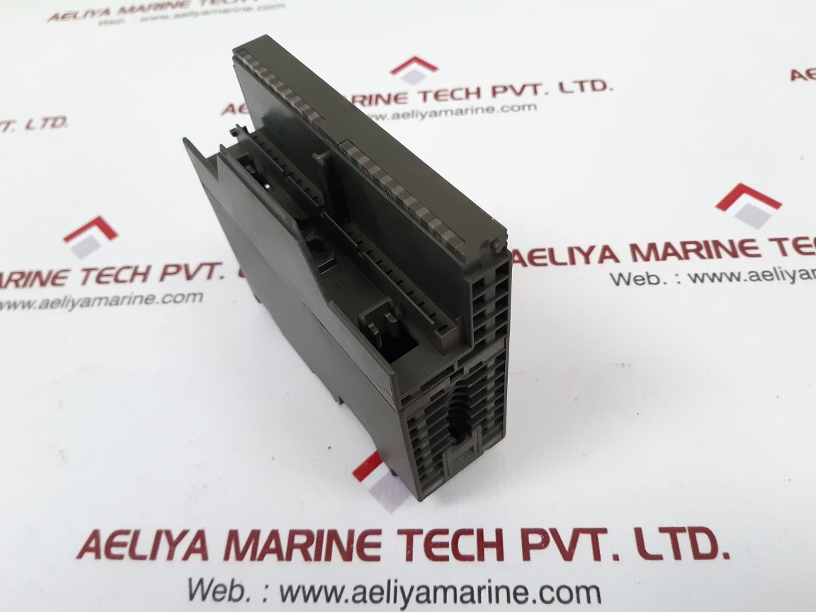Siemens simatic s7 1p 6es7 370-0aa01-0aa0 module