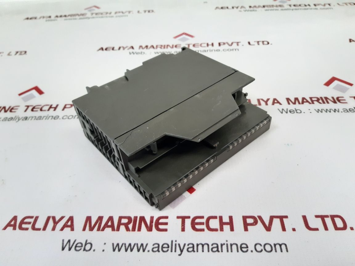 Siemens simatic s7 1p 6es7 370-0aa01-0aa0 module