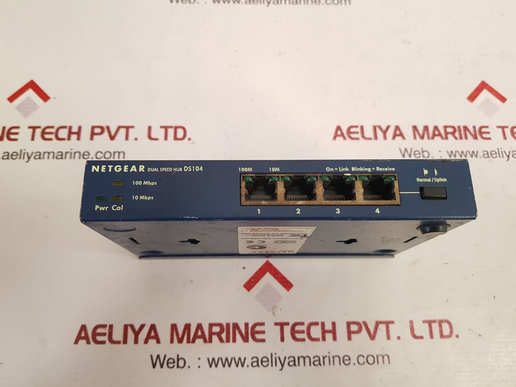 Netgear Dual Speed Hub Ds104 4-ports 100Mbps/10Mbps
