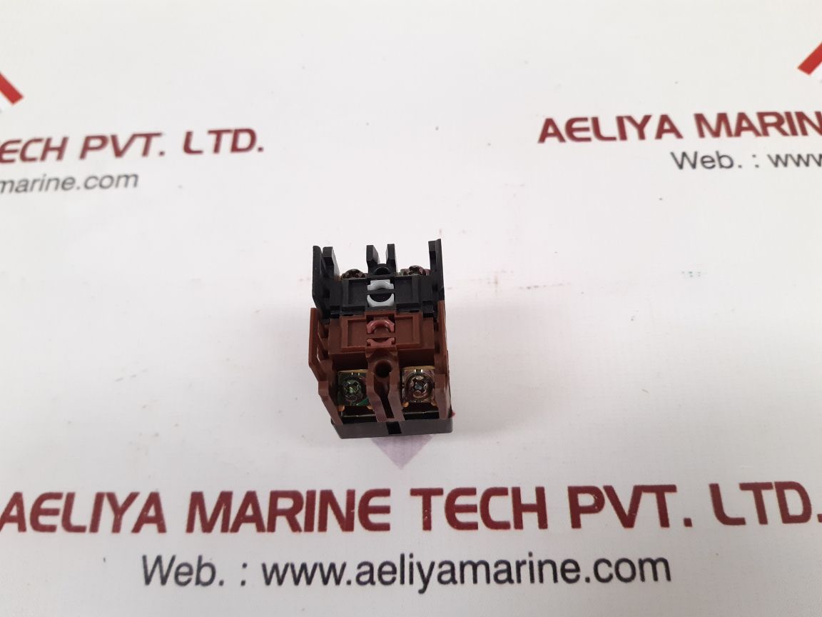 Fuji electric ah22-f command switch push button 