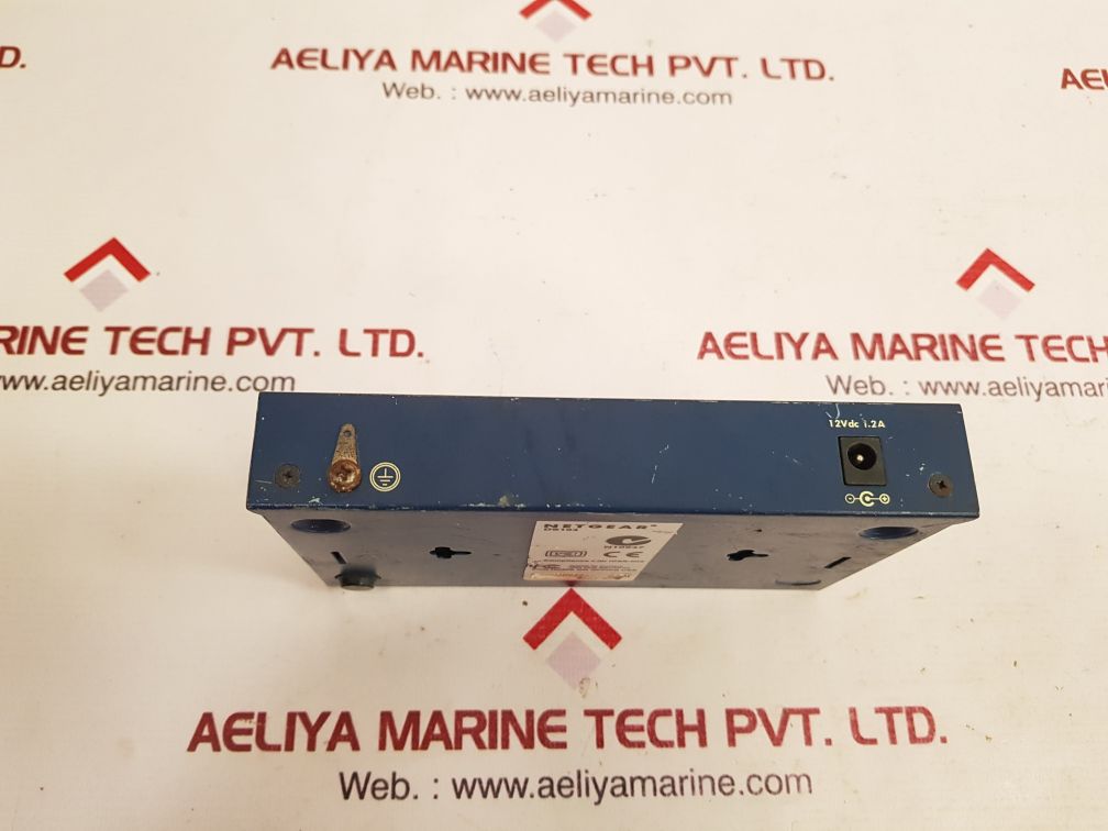 Netgear Dual Speed Hub Ds104 4-ports 100Mbps/10Mbps