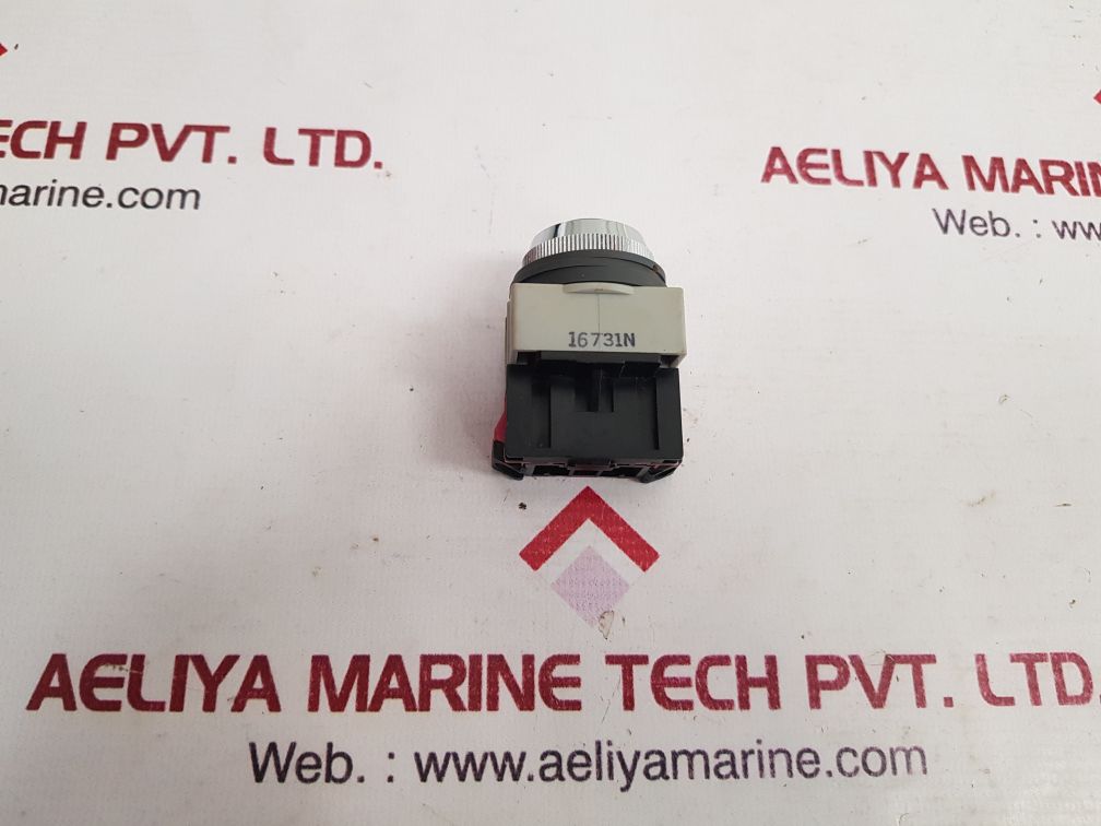 Idec Abs 16731N Pushbutton Switch