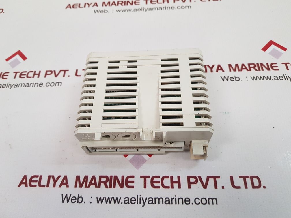 Abb do810 digital output module 3bse008510r1 pr:d