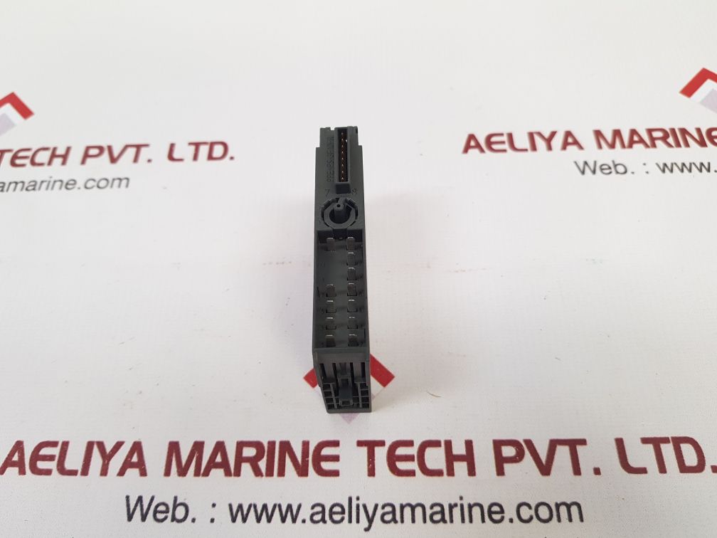 Siemens simatic s7 output module 6es7 132-4bd01-0aa0 
