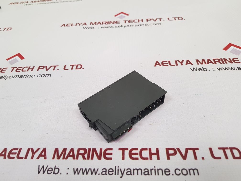 Siemens simatic s7 output module 6es7 132-4bd01-0aa0 
