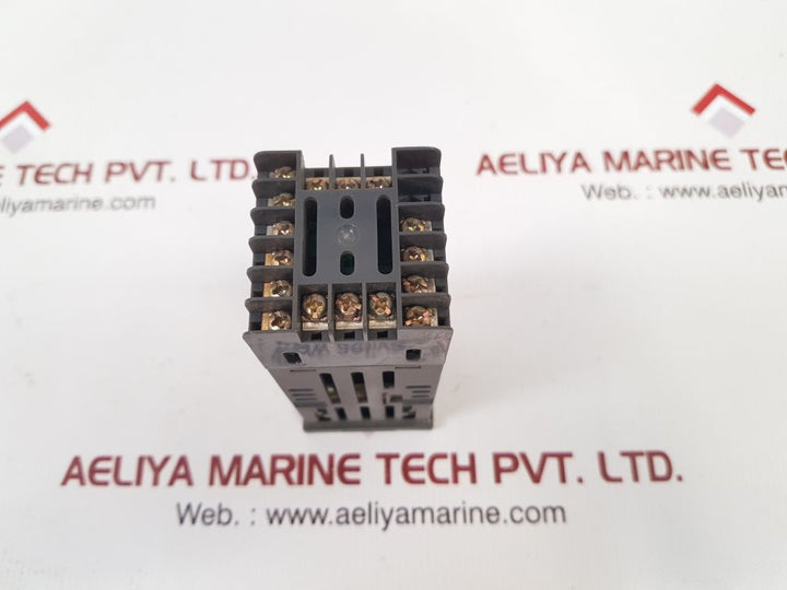 West p6100 temperature controller
