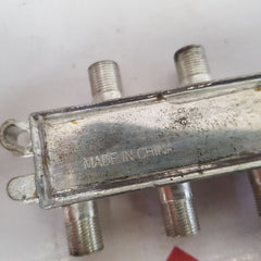 Power Pass Digital 4-way Splitter
