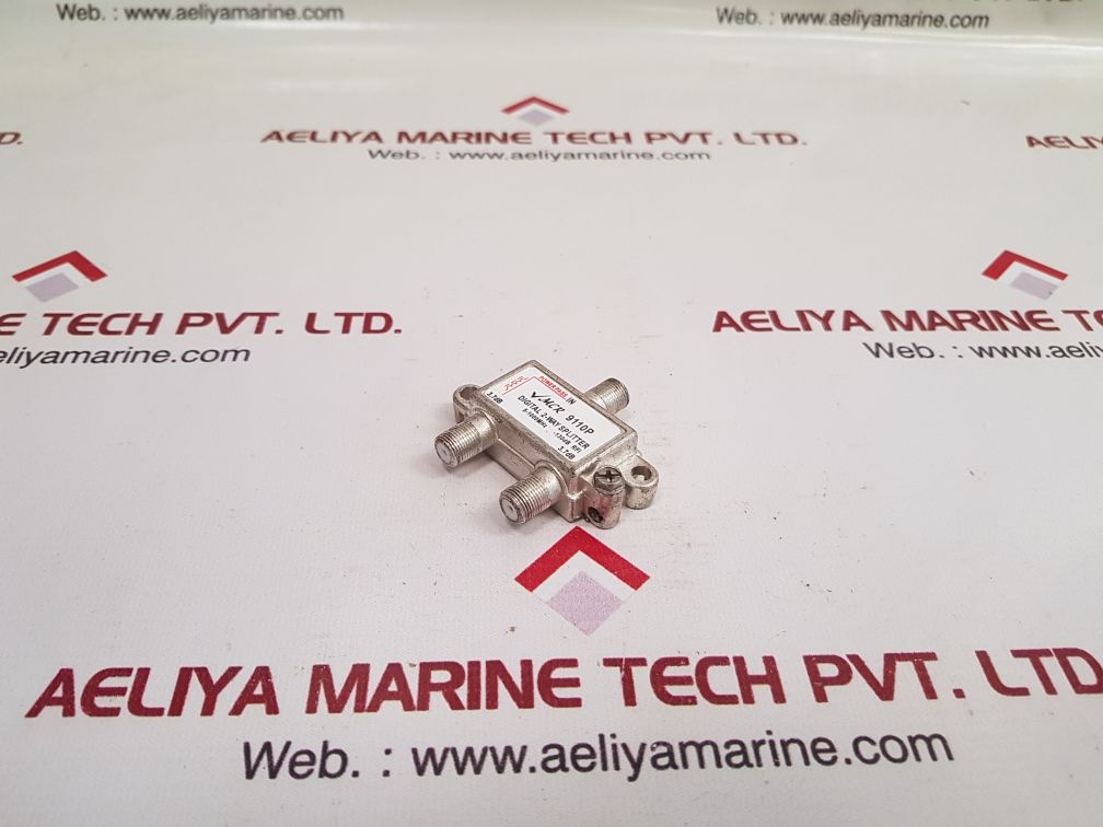 Power Pass Digital 2-way Splitter