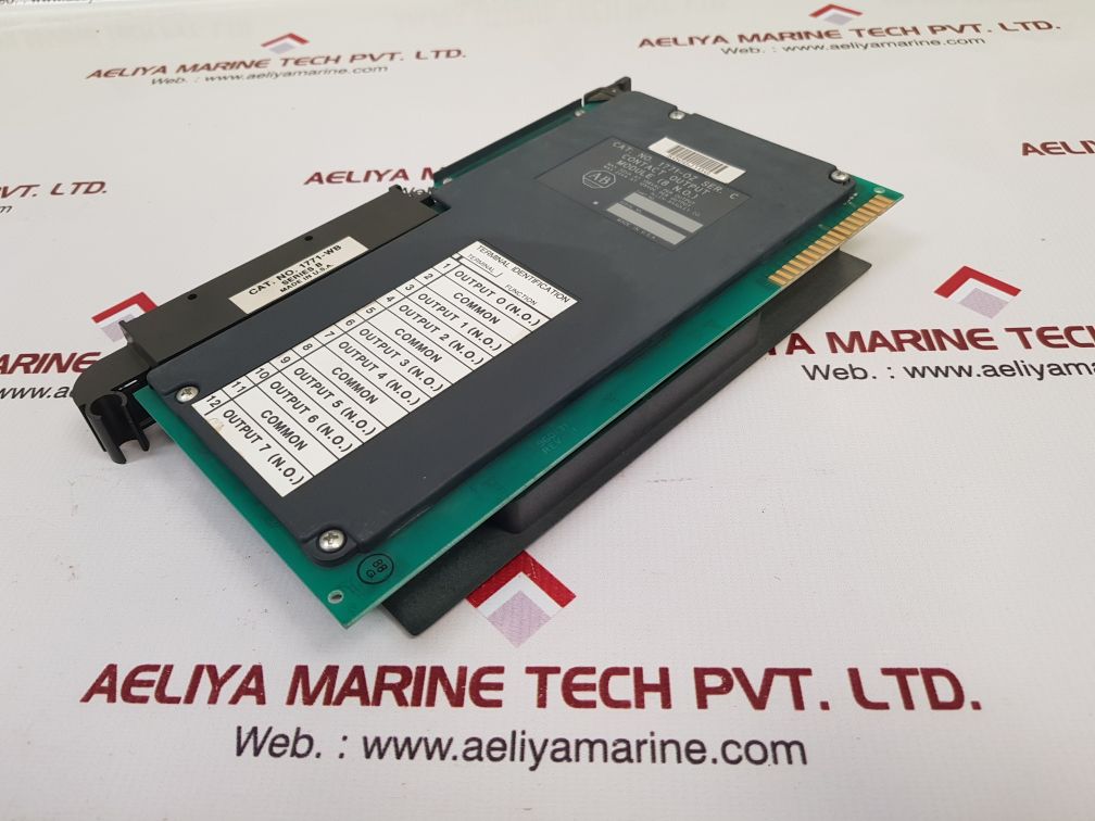 Allen-bradley 1771-oz Contact Output Module Ser.C