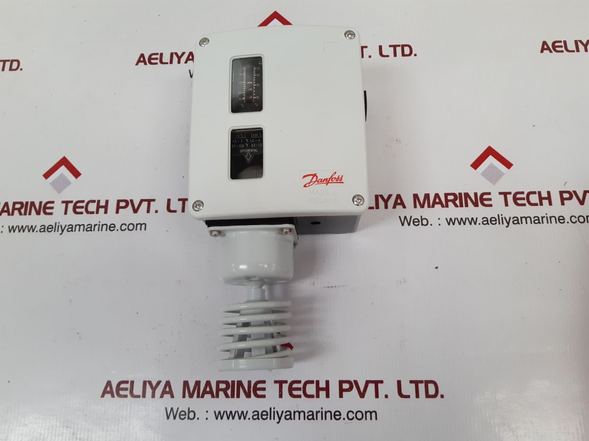 Danfoss 017A1623-03 Thermostat
