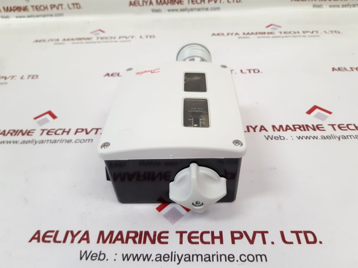 Danfoss 017A1623-03 Thermostat
