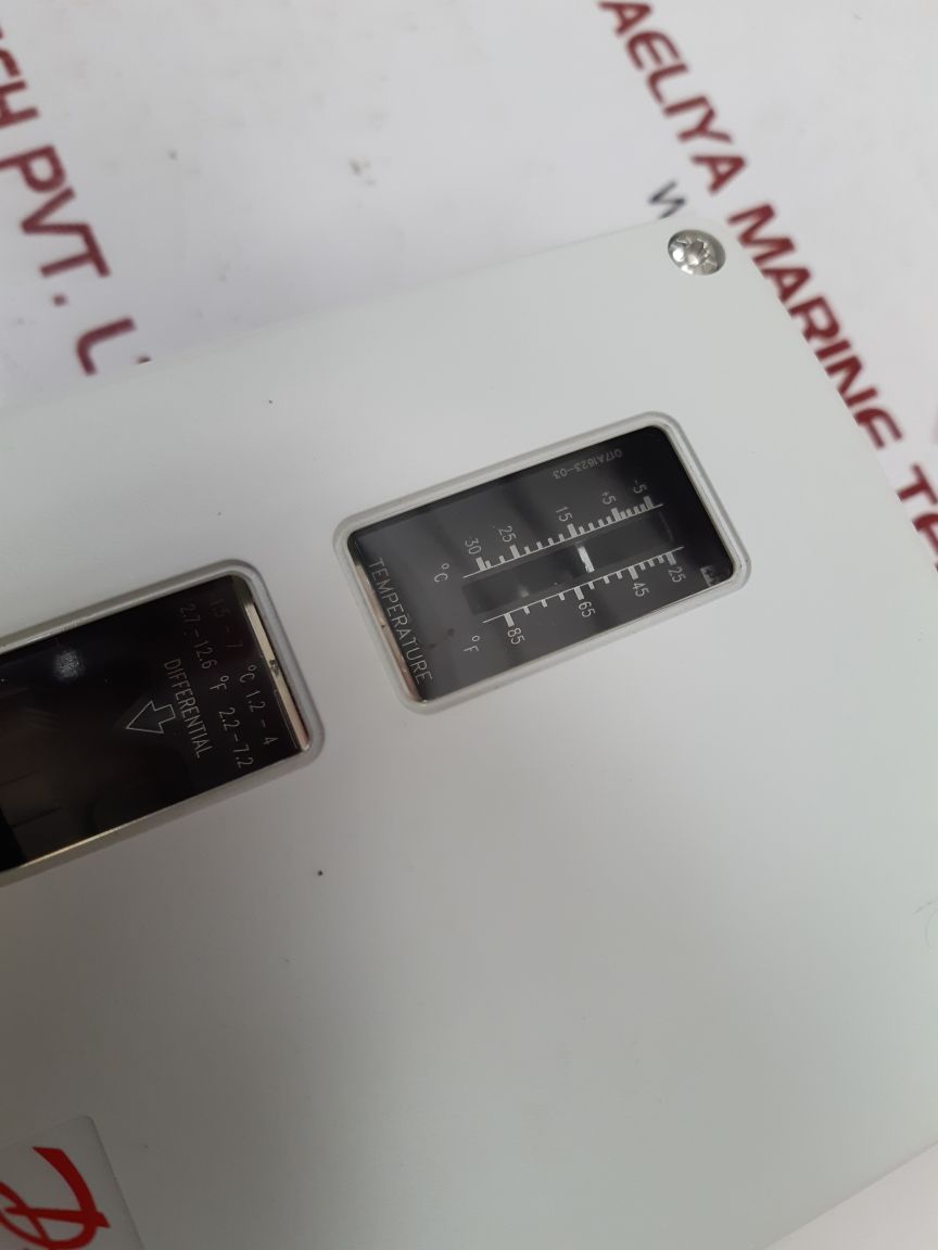 Danfoss 017A1623-03 Thermostat
