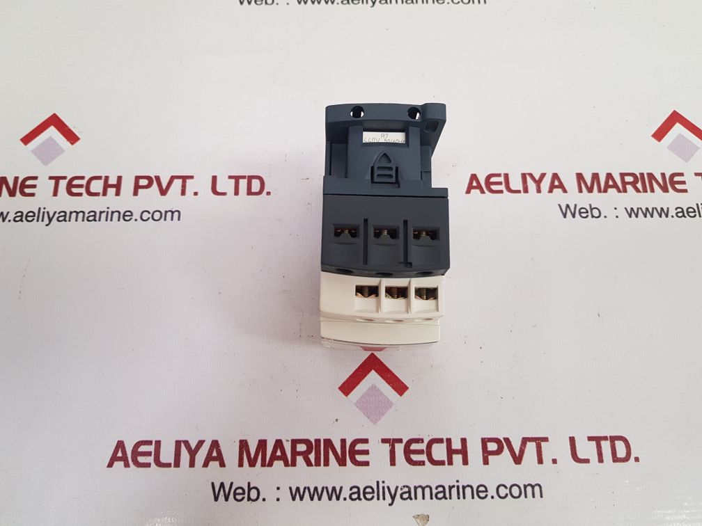 Telemecanique/Schneider Lc1D09R7 Contactor New
