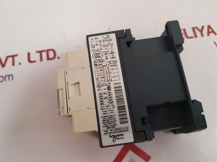 Telemecanique/Schneider Lc1D09R7 Contactor New
