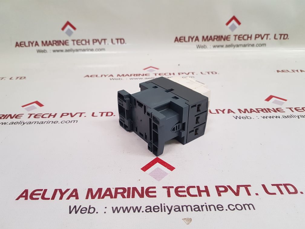 Telemecanique/Schneider Lc1D09R7 Contactor New
