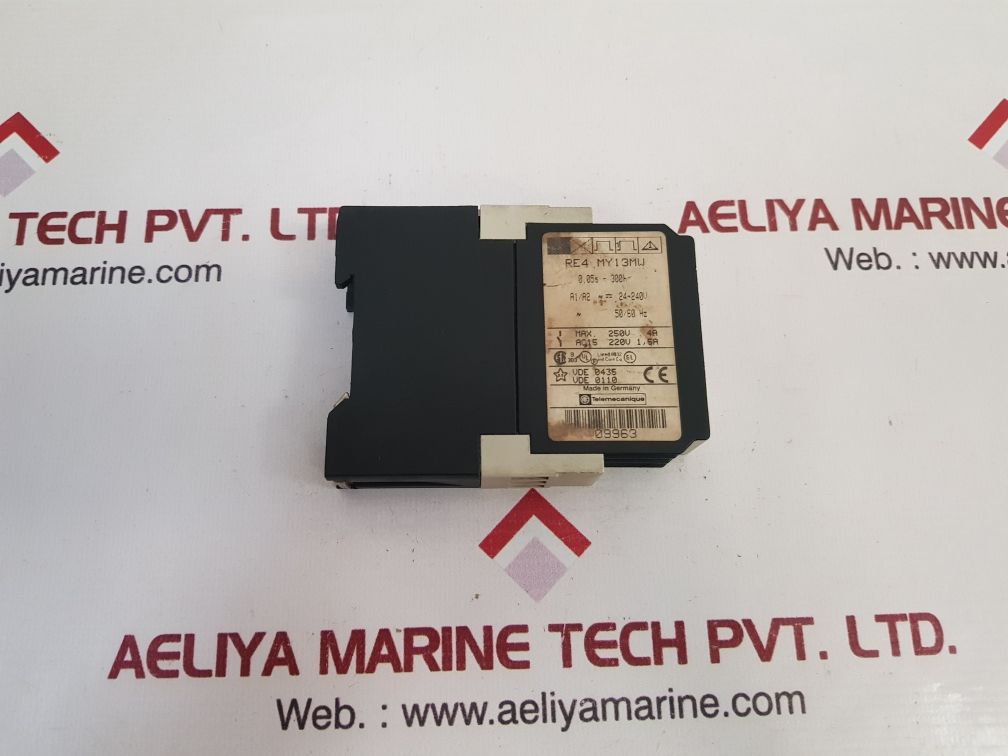Telemecanique re4 my13mw time delay relay used
